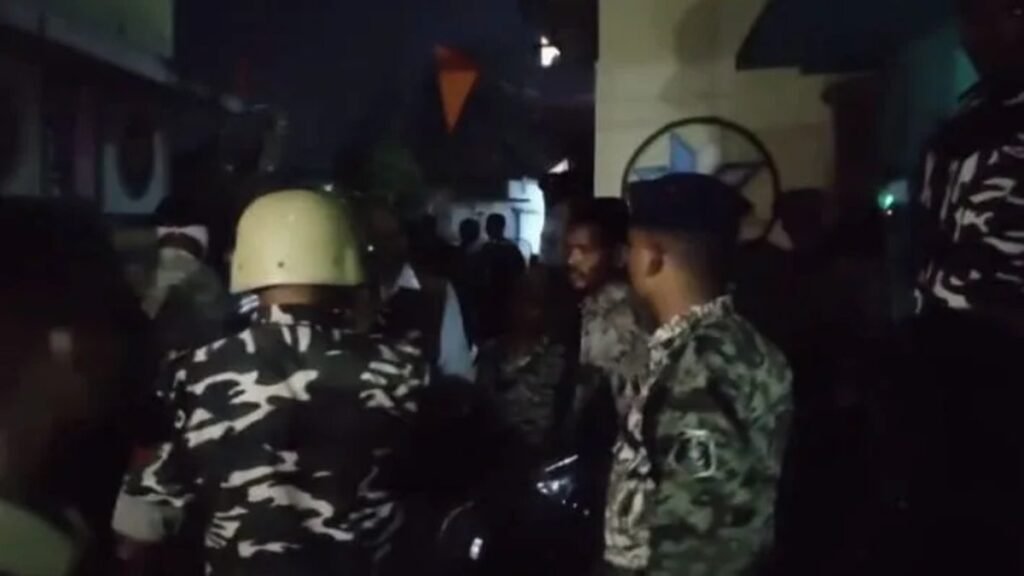 CG NEWS : गरियाबंद के दुधकैयां में सांप्रदायिक हिंसा, दो समुदाय आमने-सामने, हालात तनावपूर्ण