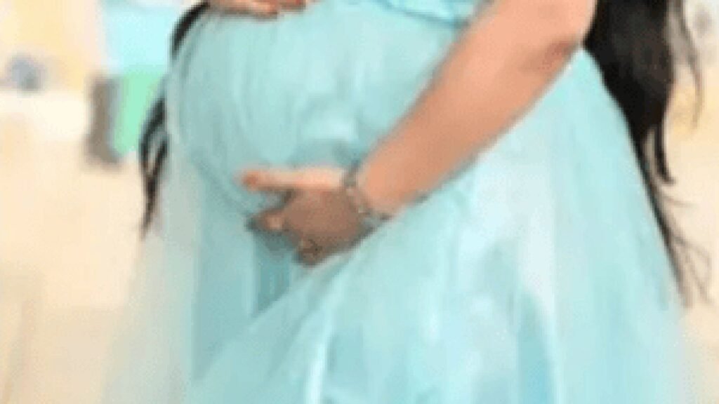 मैटरनिटी फोटोशूट बना मातम’ पूल में डूबने से 3 साल के मासूम की दर्दनाक मौत