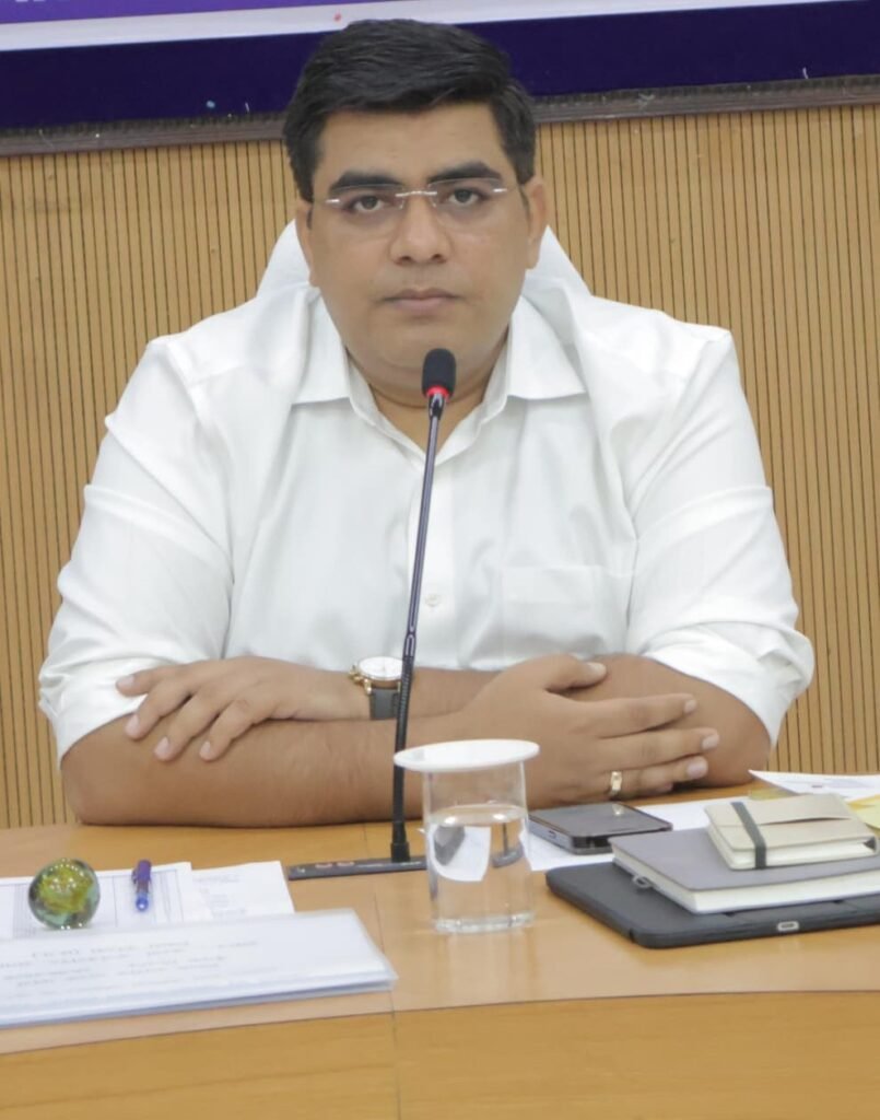 सभी PHC में एंटी रेबीज वैक्सीन और एंटी-स्नेक वेनम उपलब्ध रखने के निर्देश, स्वास्थ्य सेवाओं की कलेक्टर ने की बड़ी समीक्षा DESH DARPAN NEWS 24/7