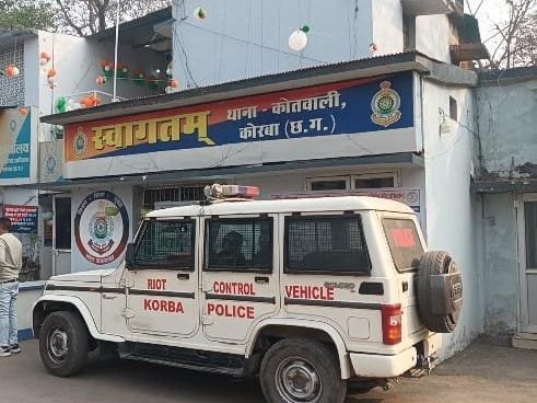 *कबाड़ में लोहा-टीन के साथ ‘कट्टा कनेक्शन’! कहीं कबाड़ियों ने बंदूक सप्लाई का धंधा तो नहीं पकड़ लिया? 😄*